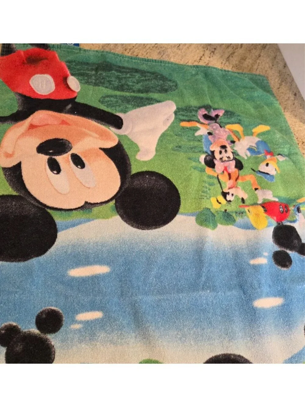 Vintage Disney Beach Bath Towel Mickey Slide Mouse 39x23